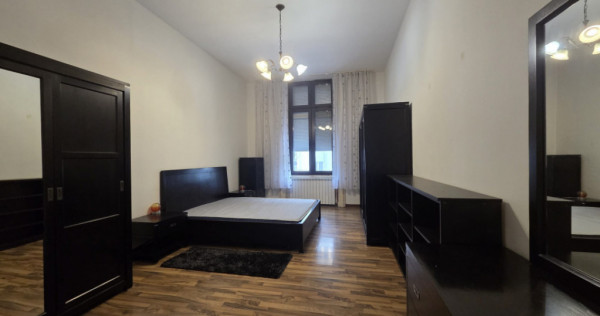 Apartament cu 2 camere semidecomandat, et 1, zona Centrala