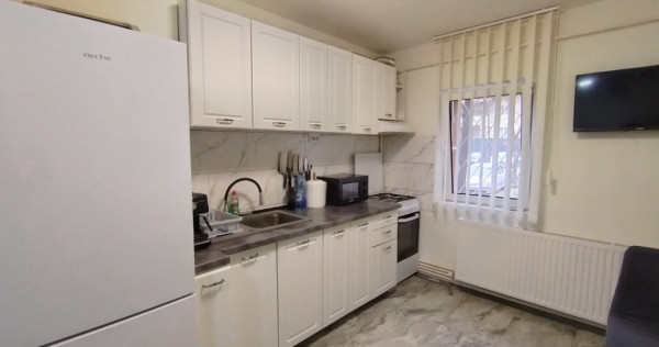 COMISION 0% Apartament cu 2 camere de vanzare - zona Dambovi
