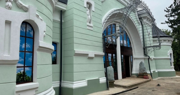 Cladire deosebita cu suprafata de 500mp