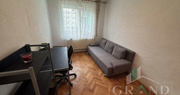 Cameră de &icirc;nchiriat &icirc;ntr-un apartament cu 2 camere | Măn