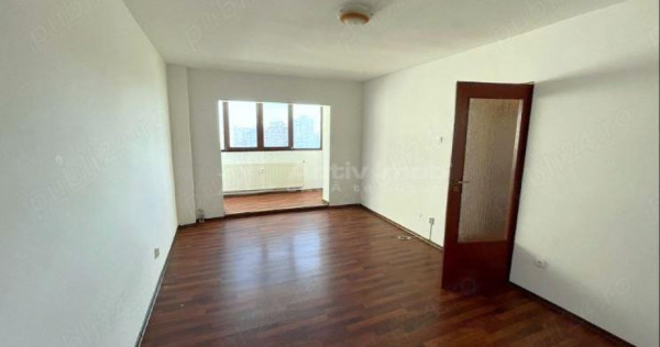 BANU MANTA, apartament 2 camere decom et 10, an bloc 1981