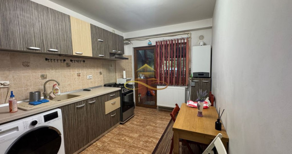 Apartament cu 2 camere teren 28mp si 2 locuri parcare - COMISION ZERO