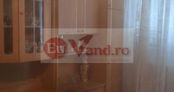 De inchiriat/vandut apartament cu 2 camere, Micro 20, 350 Euro/70.000 euro