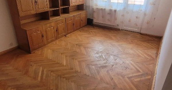 ???? V&Acirc;ND APARTAMENT 2 CAMERE &ndash; C&Acirc;MPINA | PROPRIETAR DIRECT