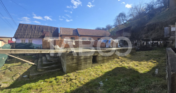 Teren de vanzare intravilan 436mp fundatie si cu proiect cas