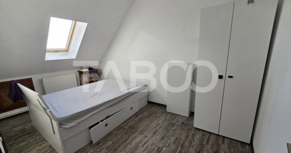 Apartament 3 camere de vanzare mobilat utilat in zona Lupeni