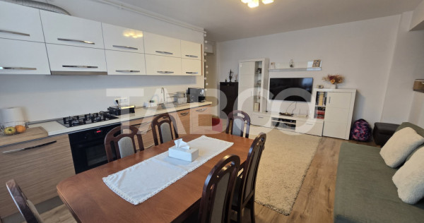 Apartament cu 3 camere decomandate de vanzare in Turnisor Si