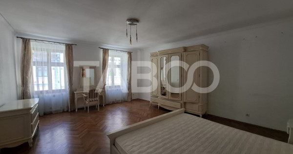 Apartament 2 camere de vanzare 70 mp in Centrul Istoric al S