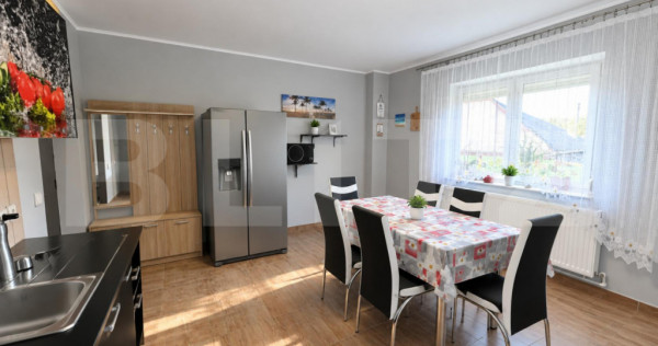 Casă de v&acirc;nzare, 145 mp, zona Centrală - Păuliș