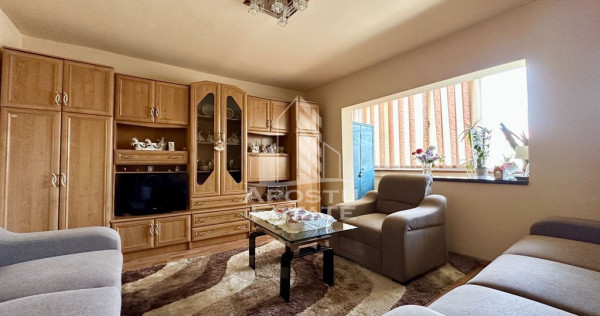 Apartament de vanzare cu 3 camere, decomandat, Aradului Timisoara