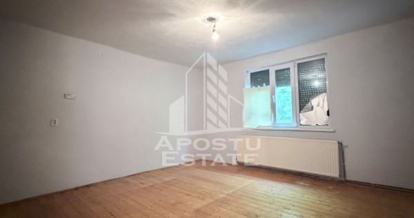 Casa individuala de vanzare pe parter Fratelia-Girocului