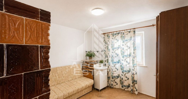 Casa 2 camere individuala de vanzare in Carani | Toate utilitatile |