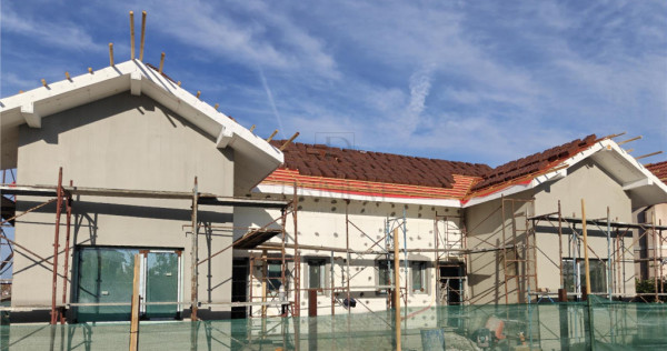 DUPLEX IN ZONA DE TOP - PERETE COMUN IZOLAT FONIC - MANSARDA