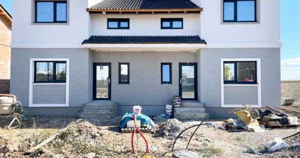Duplex 80mp utili si 274mp teren la cheie - Mosnita Noua