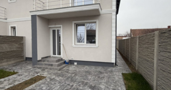 Duplex modern 4 camere, 300mp teren, 101mp utili in Utvin