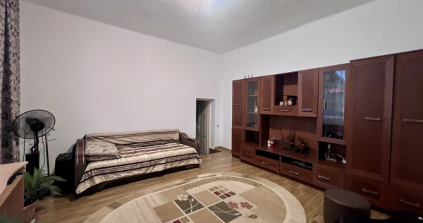 Apartament 2 camere, 57 mp utili, curte comuna - zona Dambov