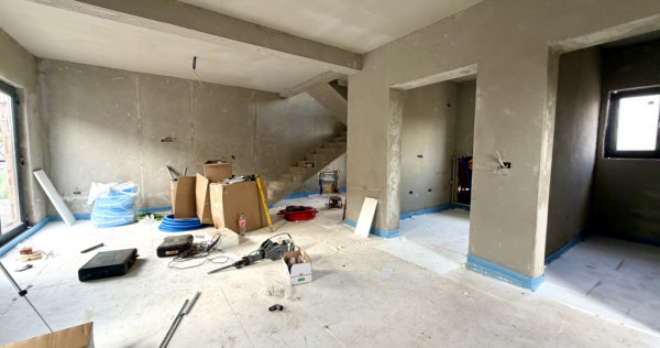 Duplex elegant, 4 camere, 97 mp utili, 200 mp teren - Sanand