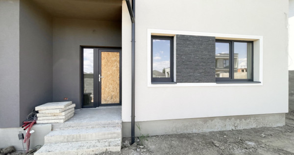 Duplex 4 camere 132mp utili - Mosnita Noua