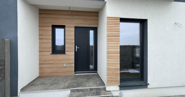 Duplex modern cu 4 camere - Mosnita Noua