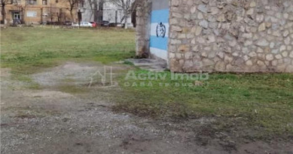 Teren intravilan si cladire stadion Corvinul Hunedoara
