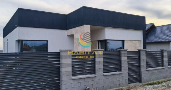 Casă individuală modernă pe parter &ndash; 4 camere, &icirc;ncălzire &icirc;n pardoseală și curte