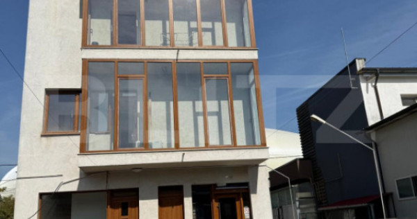 Casă/Spațiu comercial, 231 mp, zona 1 Mai
