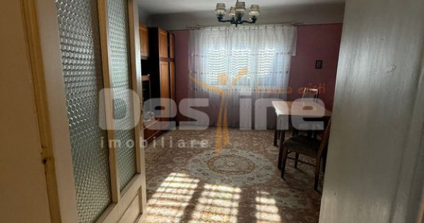 Casă spațioasă &icirc;n Lugașu de Jos.