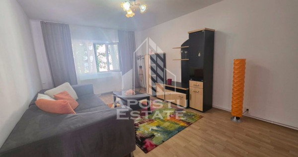 Apartament 2camere de inchiriat zona LIPOVEI