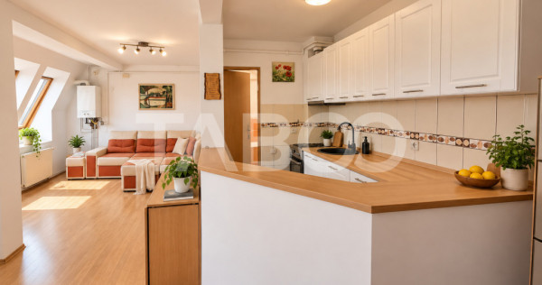 Apartament de vanzare 4 camere mansarda Vasile Aaron Sibiu