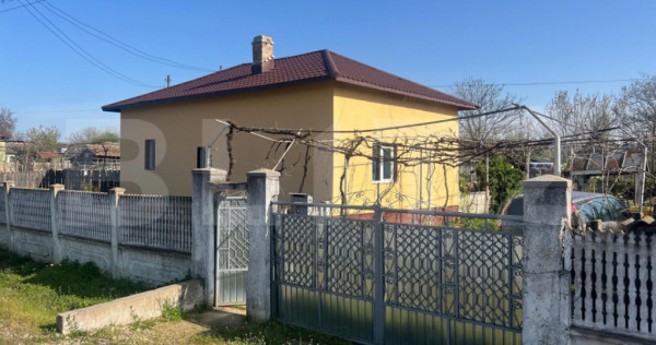Casă de v&acirc;nzare, 75 mp, zona Sud-Est