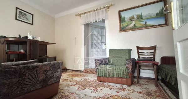 Casa 4 camere,Teren 360 mp Micalaca Garaj, Gradin