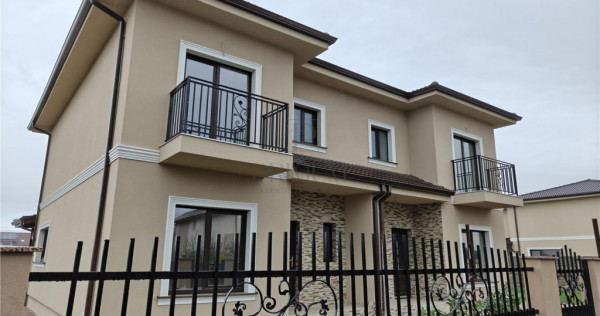 DUPLEX SPATIOS - ZONA CENTRALA - TEREN 390 MP