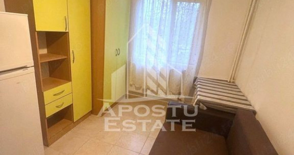Inchiriez garsoniera zona Complex Studentesc PET FRIENDLY