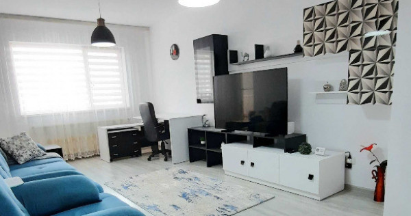 Apartament 2 camere zona TRACTORUL,COMPLEX Vivamus