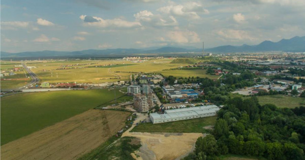 8.000 mp teren intravilan, Tractorul, Brasov