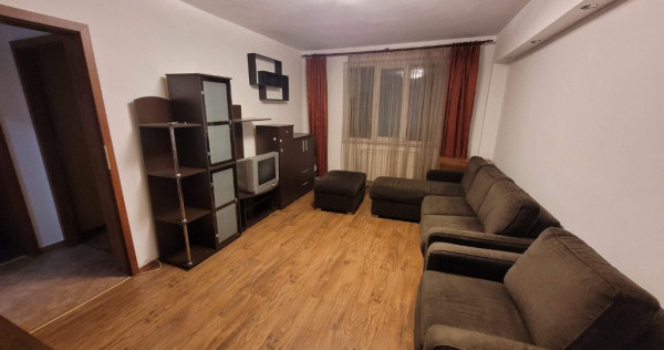 Apartament 3 camere etaj intermediar - zona Calea Bucuresti