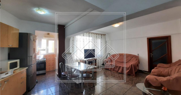 Apartament in Alba Iulia - 0 comision - 4 camere - Cetate