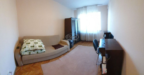 Apartament cu 3 camere, str Grigore Alexandrescu