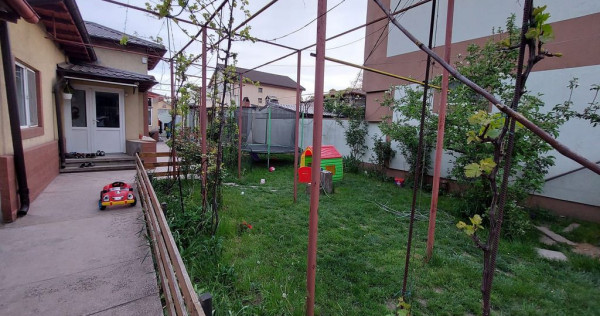 Casa 4 camere Palas Bratianu