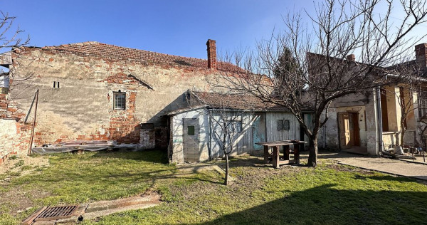 Casa Cu Potential in Aradul Nou-Tabacovici