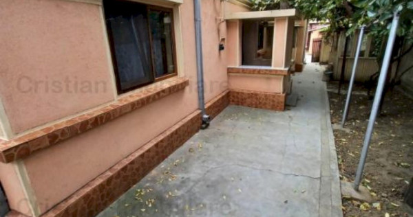 ,Casa locuibila, 3 camere, Brailita construita din paianta