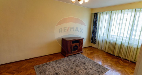 Apartament 3 camere decomandat, zona Balcescu, Deva, jud....