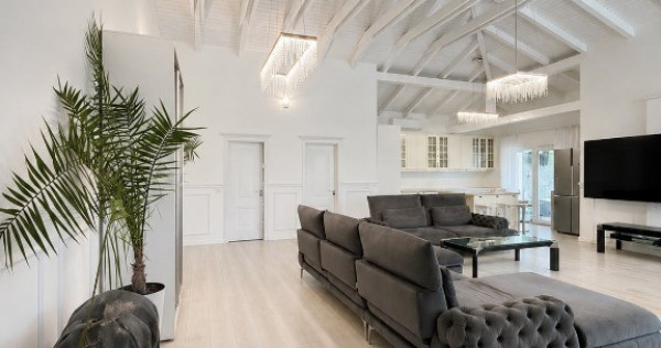 Casa individuala 4 camere si 3 bai,cu piscina-Carpinis