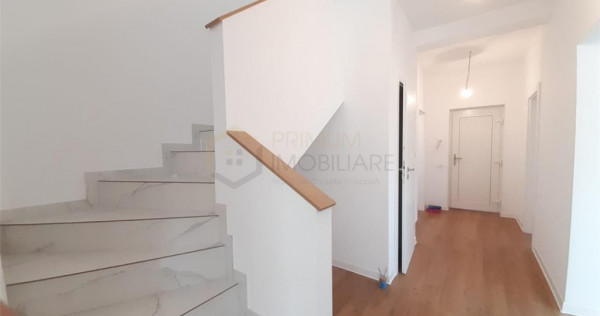 Duplex superb - compartimentare buna - langa asfalt - toate