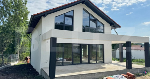 Oferta! Casa semifinisata, 140 mp utili, 750 mp teren, Salic