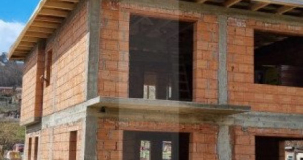 Investitie ! Proiect in executie ! Casa 110 mp utili, teren