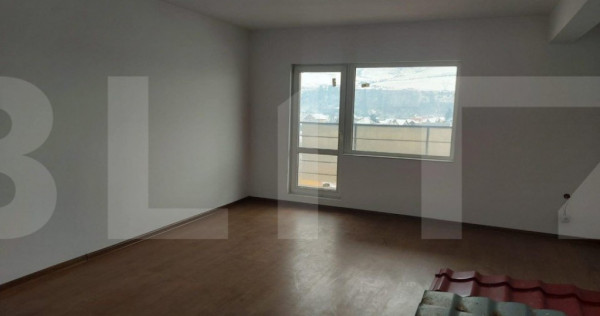 Apartament pe doua niveluri, 3 camere, 74 mp, zona Gheorghe