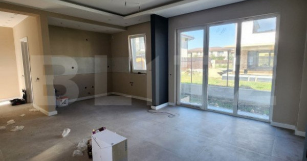 Apartament in vila, 4 camere, 92 mp, gradina de 50 mp, zona