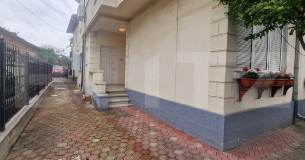 Apartament in vila, 4 camere, 120 mp utili, teren 122mp, Cen