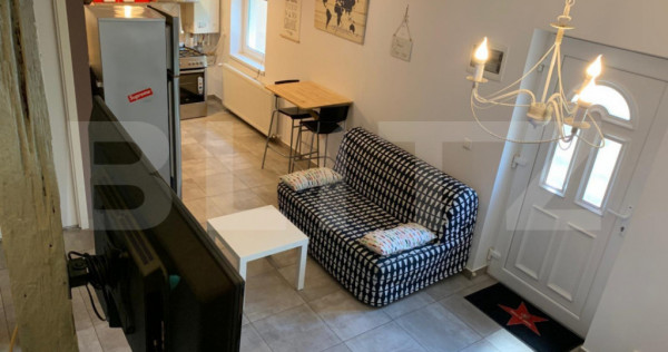 Casa spatioasa la pret de apartament, 76 mp, curte, zona Cen